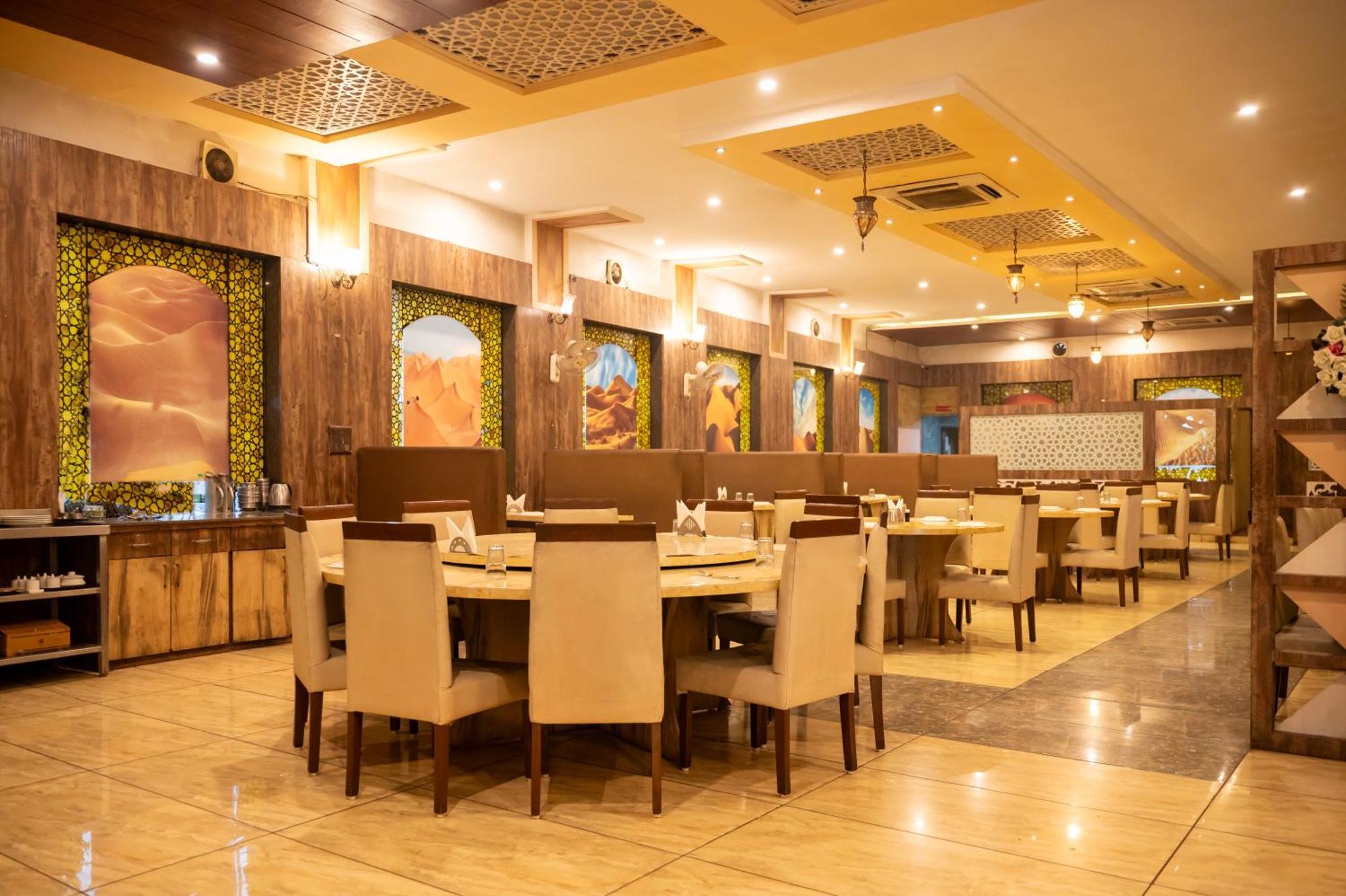 Hotel Manaal Akolia Ngoại thất bức ảnh